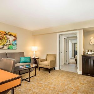 One-Bedroom Suite 2 Queen Beds
